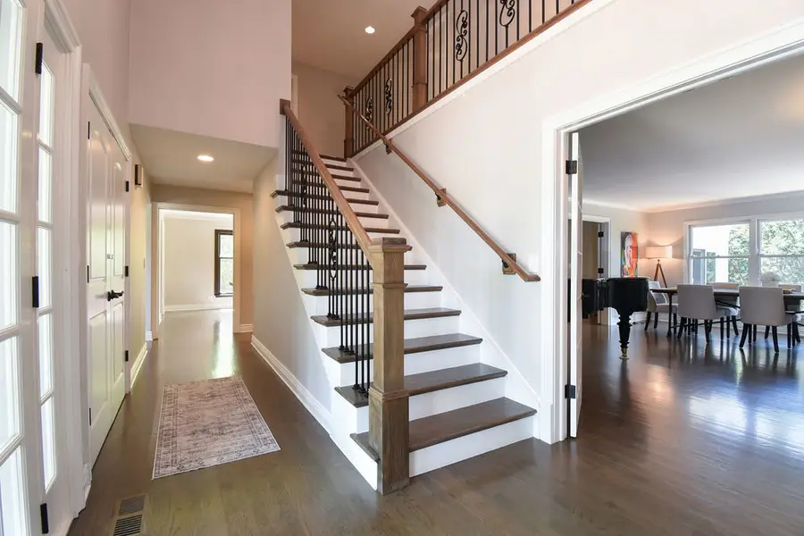 5724 Lawn Drive, Western Springs, IL 60558 - #3