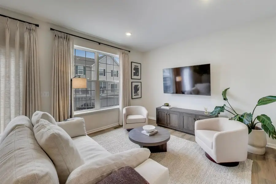 1406 Neubauer Circle #1904, Lindenhurst, IL 60046 - #2