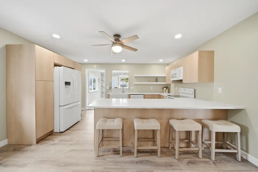 1923 Cummins Street, Dixon, IL 61021 - #3