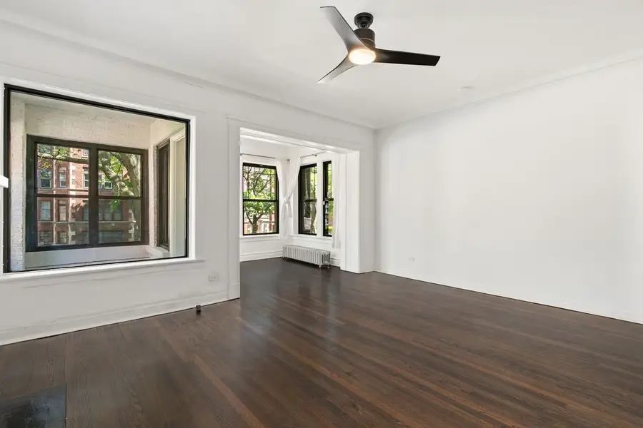 1221 E Hyde Park Boulevard #1, Chicago, IL 60615 - #3