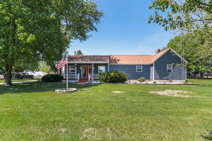 2463 Red Tail Hawk Road, Clinton, IL 61727 - #2