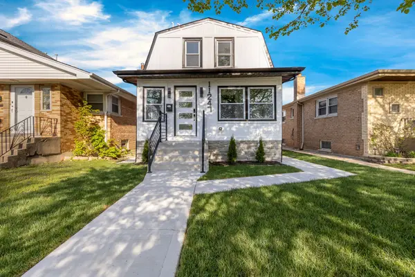 11247 S Central Park Avenue, Chicago, IL 60655