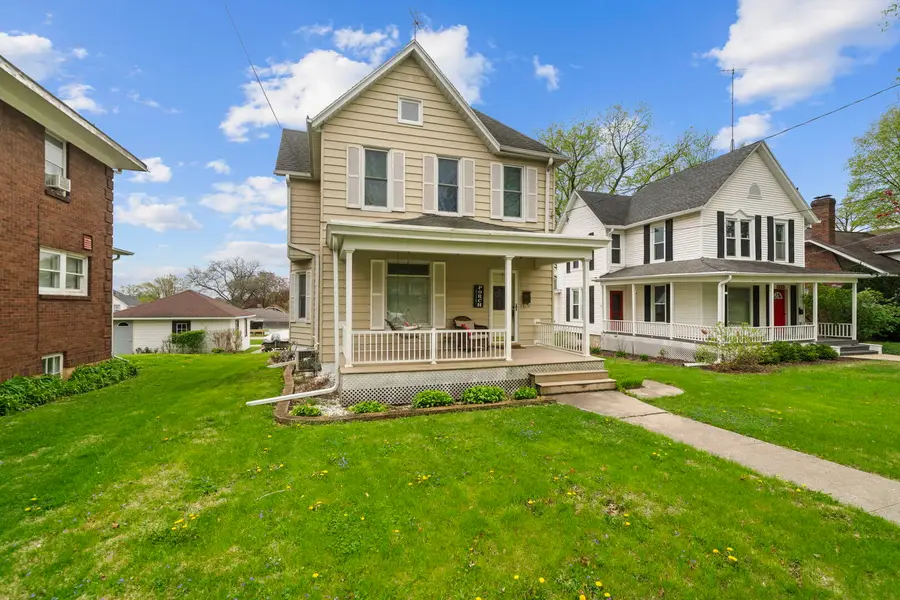 1221 W Lincoln Boulevard, Freeport, IL 61032 - #2