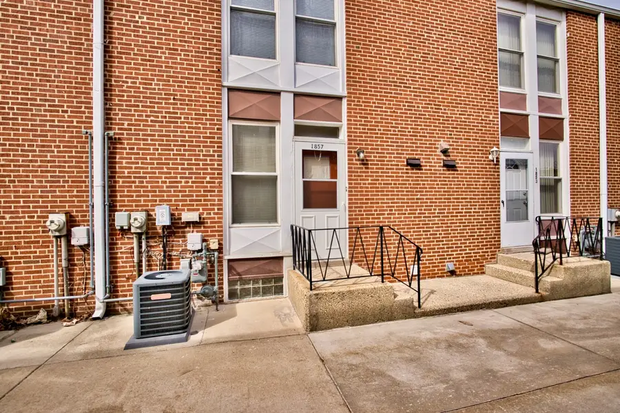 1857 Pine Street, Des Plaines, IL 60018 - #3