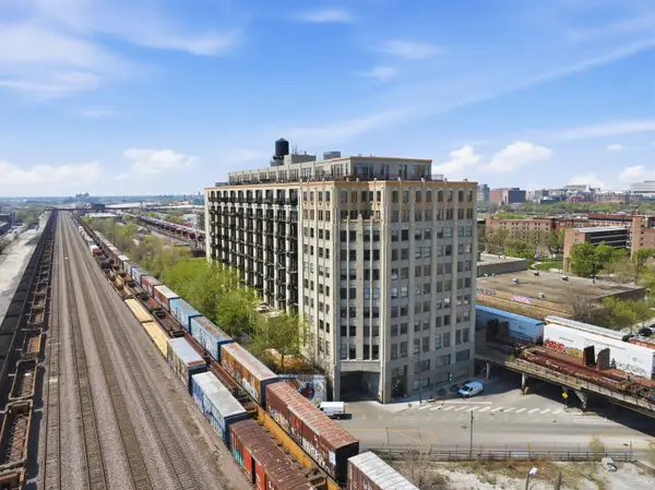 1550 S Blue Island Avenue #912, Chicago, IL 60608