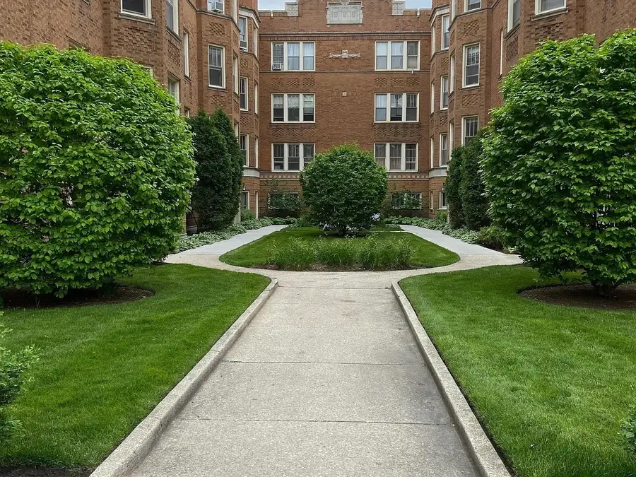 605 Washington Boulevard #3N, Oak Park, IL 60302 - #2