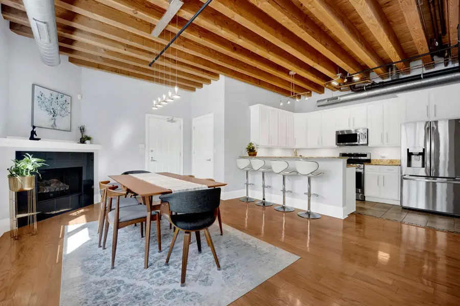 2310 W Nelson Street #102, Chicago, IL 60618 - #3