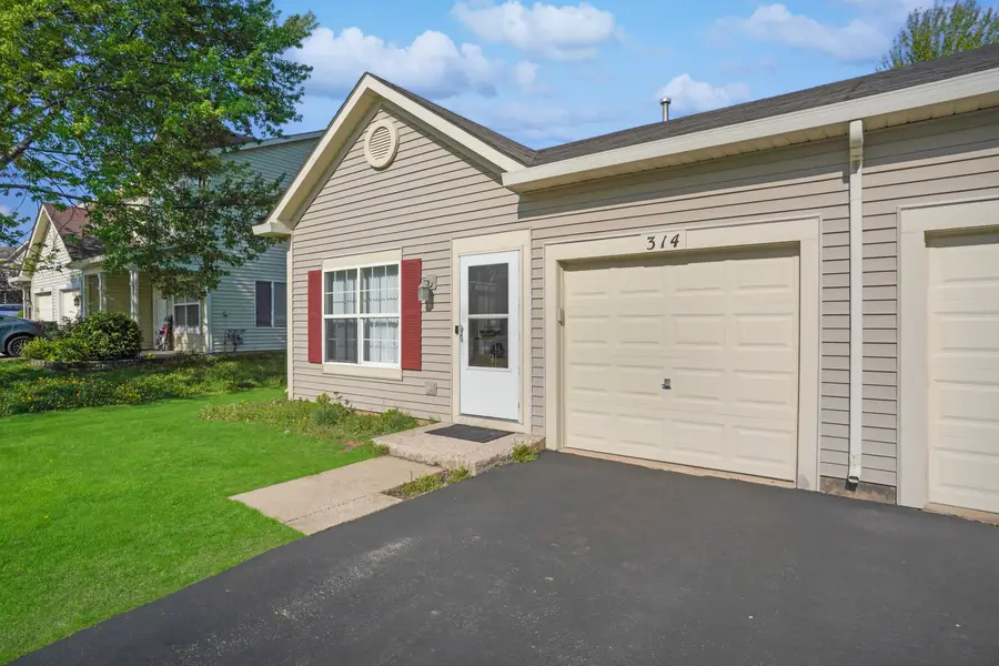 314 Paige Street, Plano, IL 60545 - #2