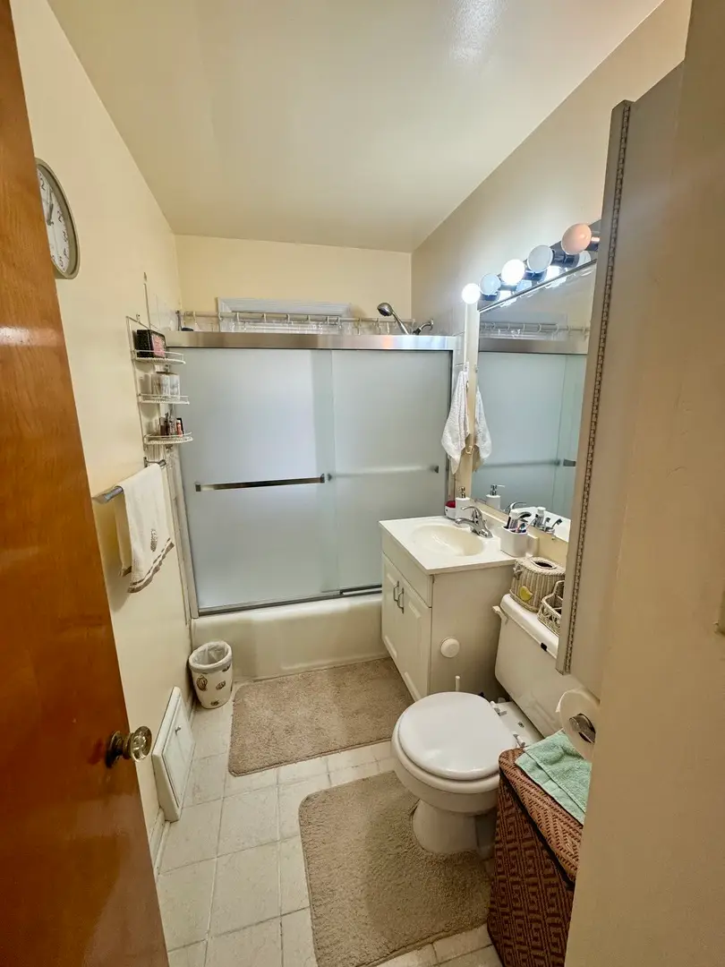 11322 S Avenue G, Chicago, IL 60617 - #3