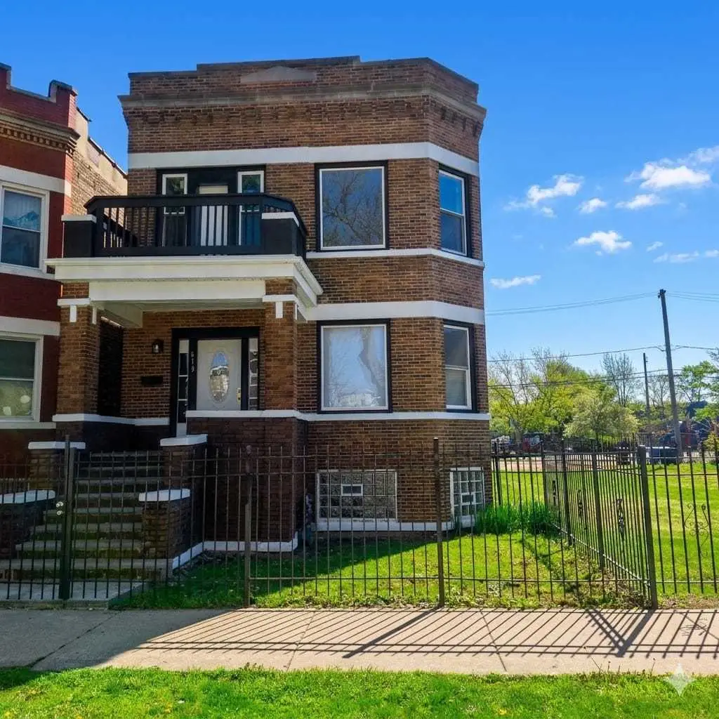 619 N Ridgeway Avenue, Chicago, IL 60624 - #1