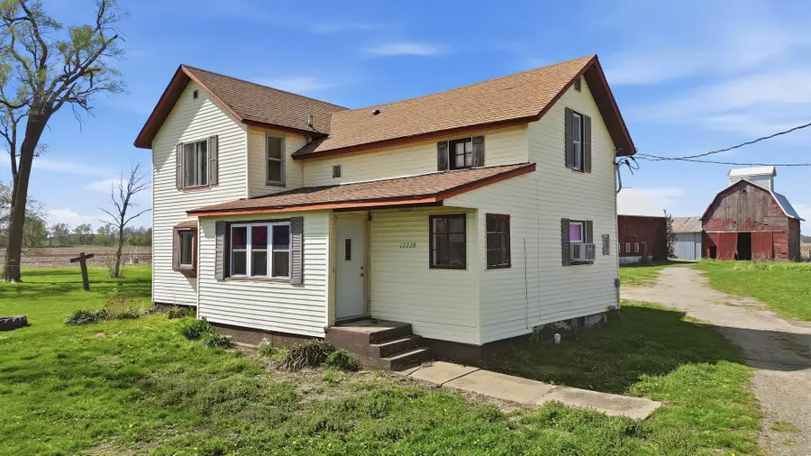 12228 Black Road, Morrison, IL 61270 - #2