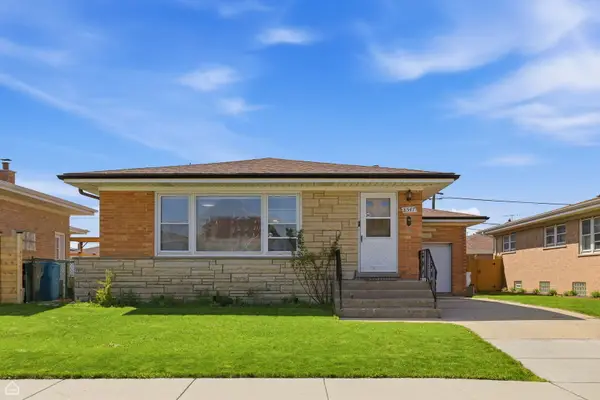8547 W Winona Street, Chicago, IL 60656