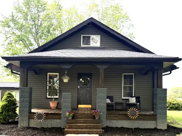 2305 N 1025 Street, Ramsey, IL 62080