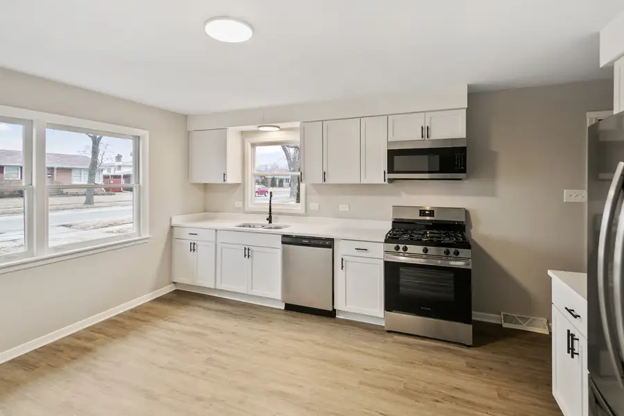 172 Strieff Avenue, Chicago Heights, IL 60411 - #3