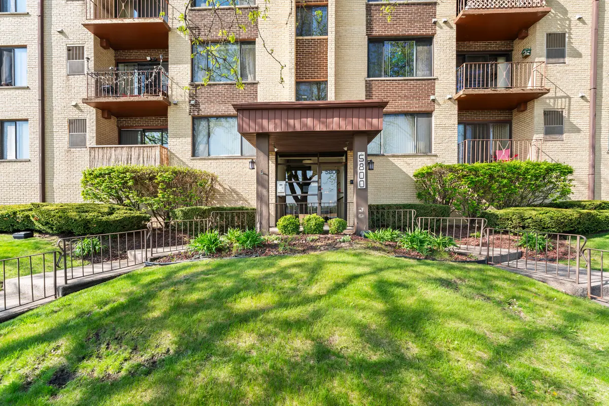 5800 W 105th Street #1C, Oak Lawn, IL 60453 - #1