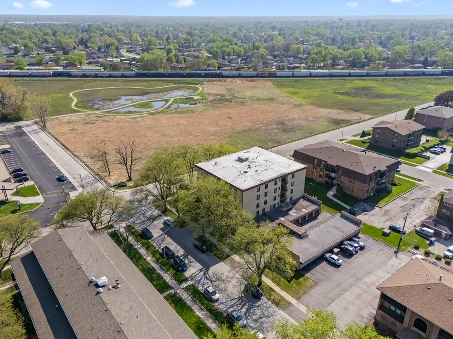 5800 W 105th Street #1C, Oak Lawn, IL 60453 - #3