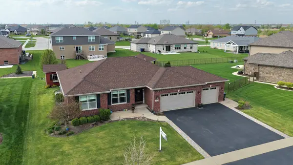 2373 Alta Vista Drive, New Lenox, IL 60451