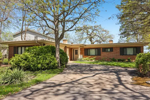 59 Cora Avenue, Fox Lake, IL 60020