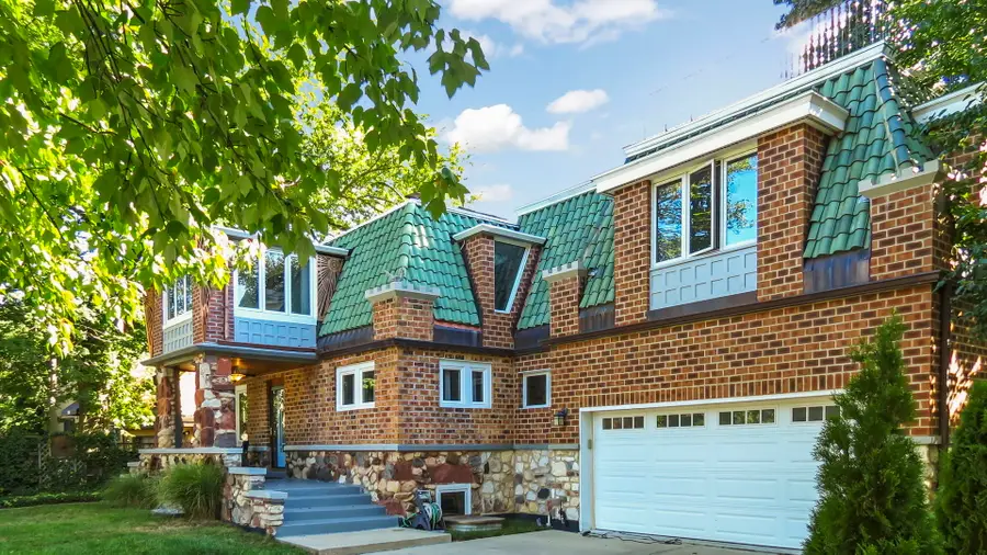 535 N Ashland Avenue, La Grange Park, IL 60526 - #2