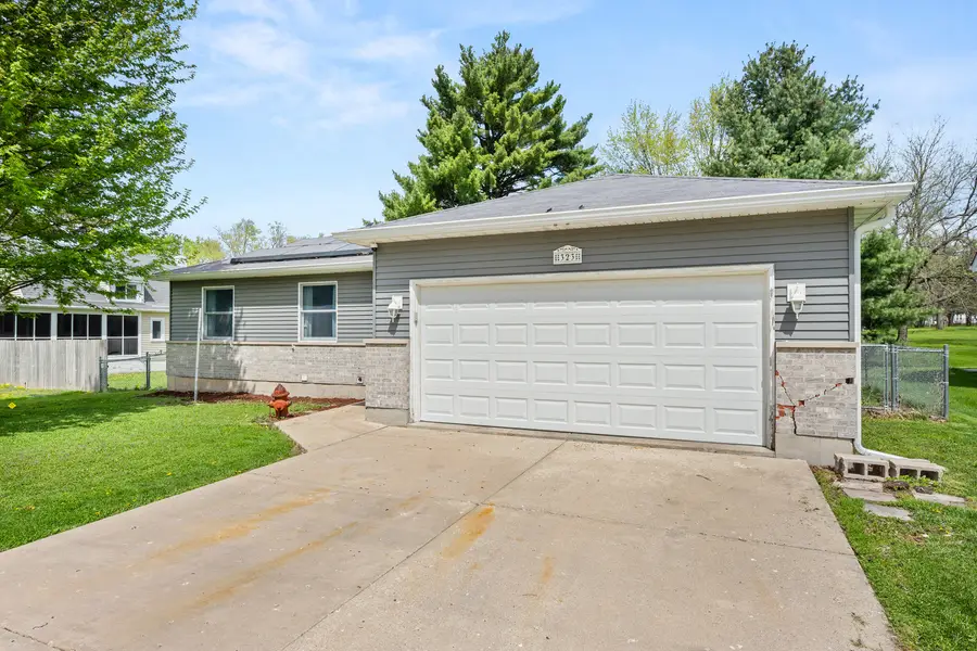 323 W Church Street, Genoa, IL 60135 - #2