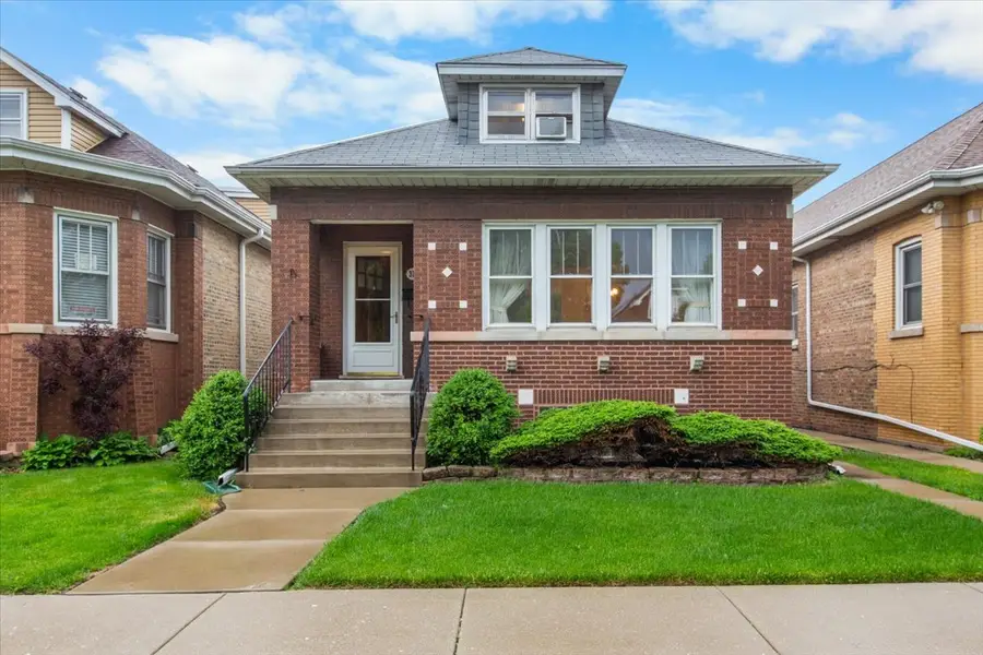 3130 N Monitor Avenue, Chicago, IL 60634 - #2