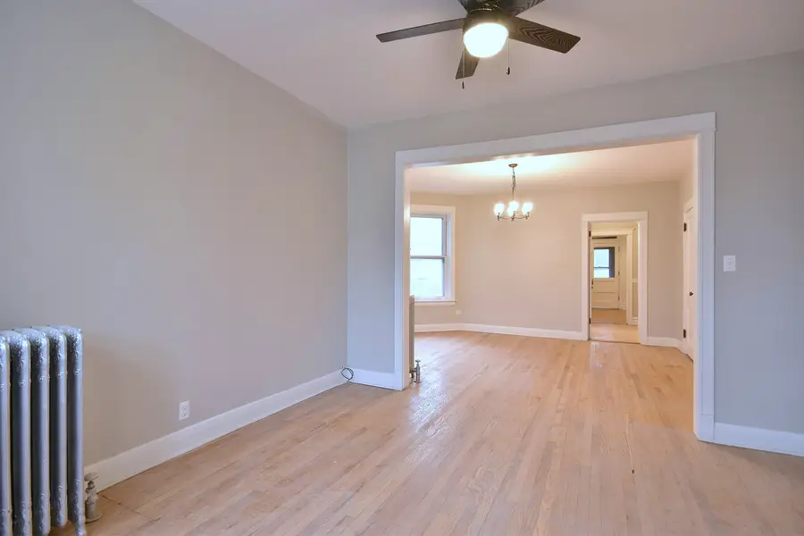 1915 W Lunt Avenue, Chicago, IL 60626 - #3