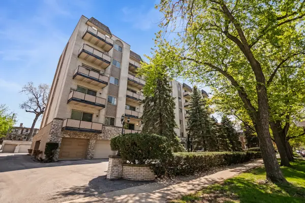 4125 N Keystone Avenue #202, Chicago, IL 60641