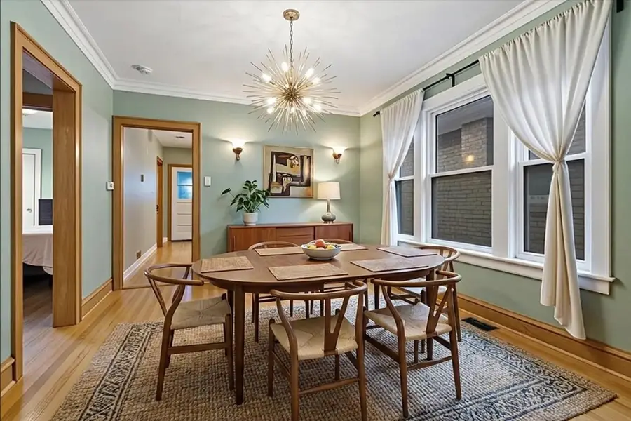 5042 W Winnemac Avenue, Chicago, IL 60630 - #3
