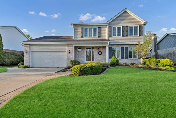 1813 Chippingham Road, Woodridge, IL 60517