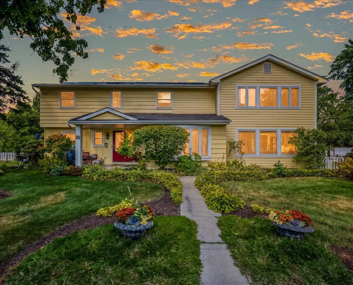 83 N Park Boulevard, Glen Ellyn, IL 60137 - #1