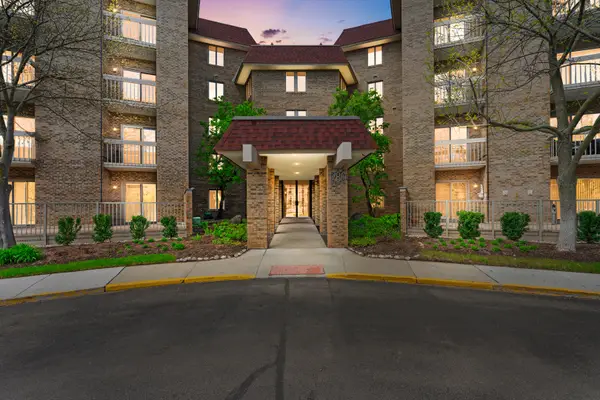 1280 Rudolph Road #4K, Northbrook, IL 60062