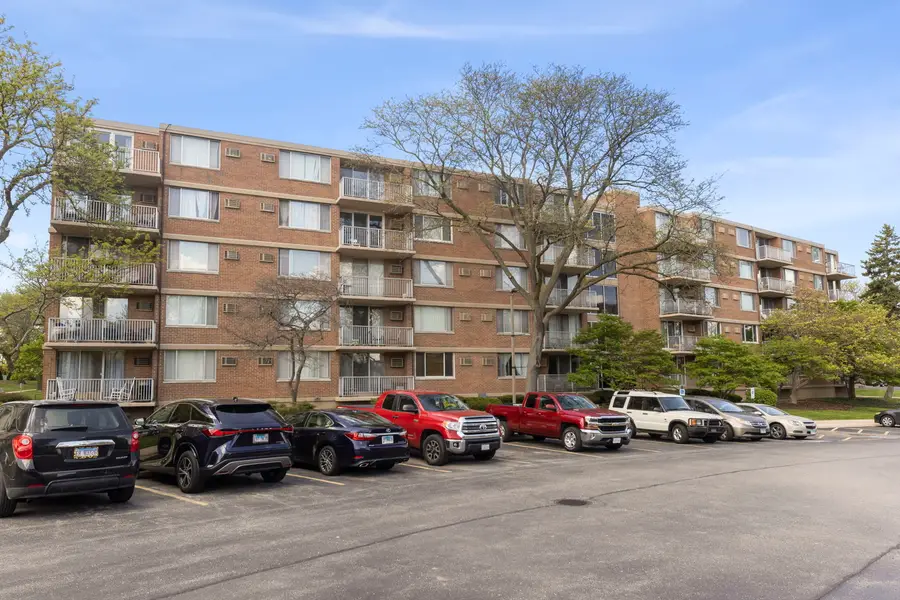 2222 S Stewart Avenue #2F, Lombard, IL 60148 - #2