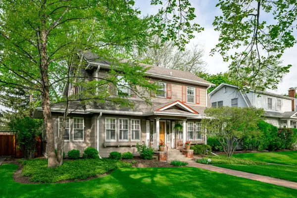 1017 N Grove Avenue, Oak Park, IL 60302