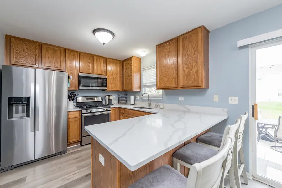 2177 W Wicklow Lane, Round Lake, IL 60073 - #3