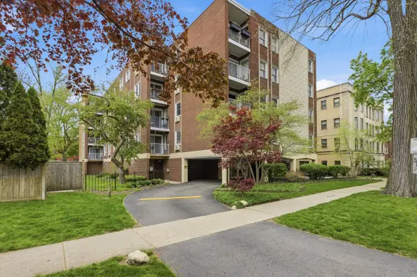 1310 Maple Avenue #2C, Evanston, IL 60201