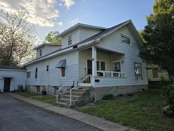 1008 S Madison Street, Marion, IL 62959