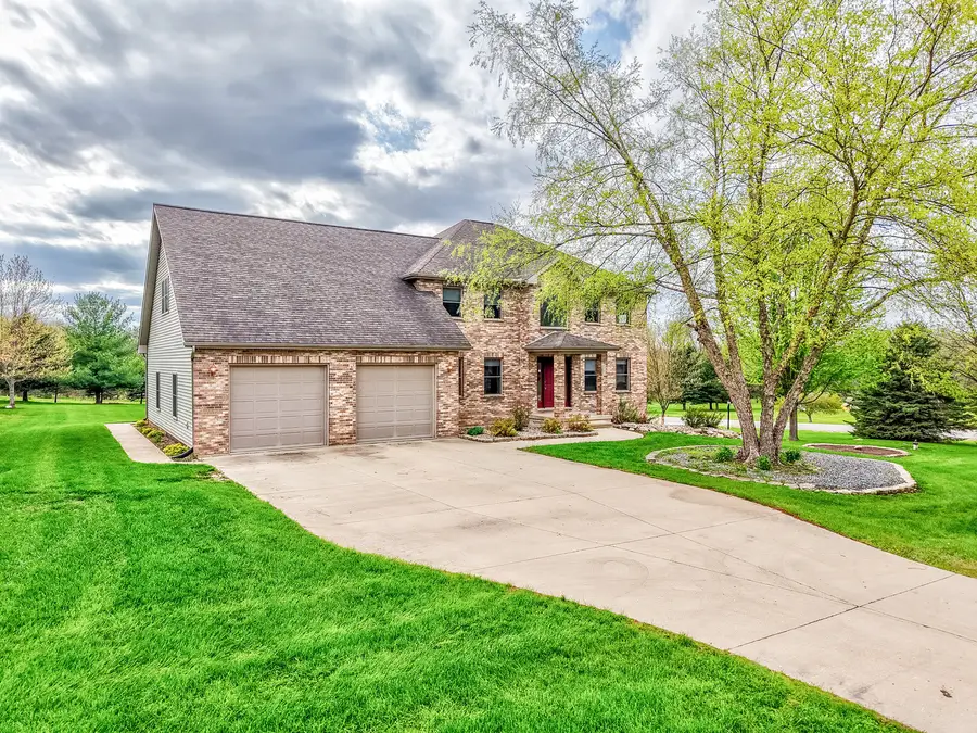 2669 E 1545th Road, Ottawa, IL 61350 - #3