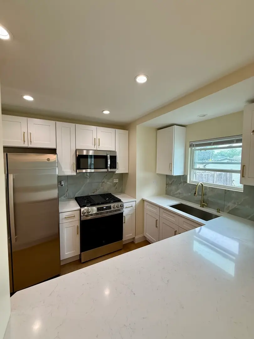 442 Geneva Avenue, Bellwood, IL 60104 - #3
