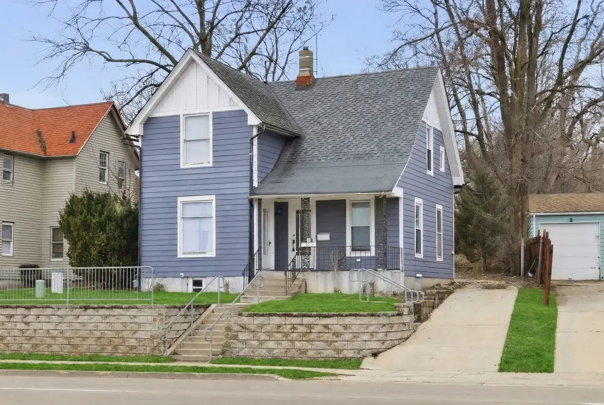 1525 S Main Street, Rockford, IL 61102 - #1