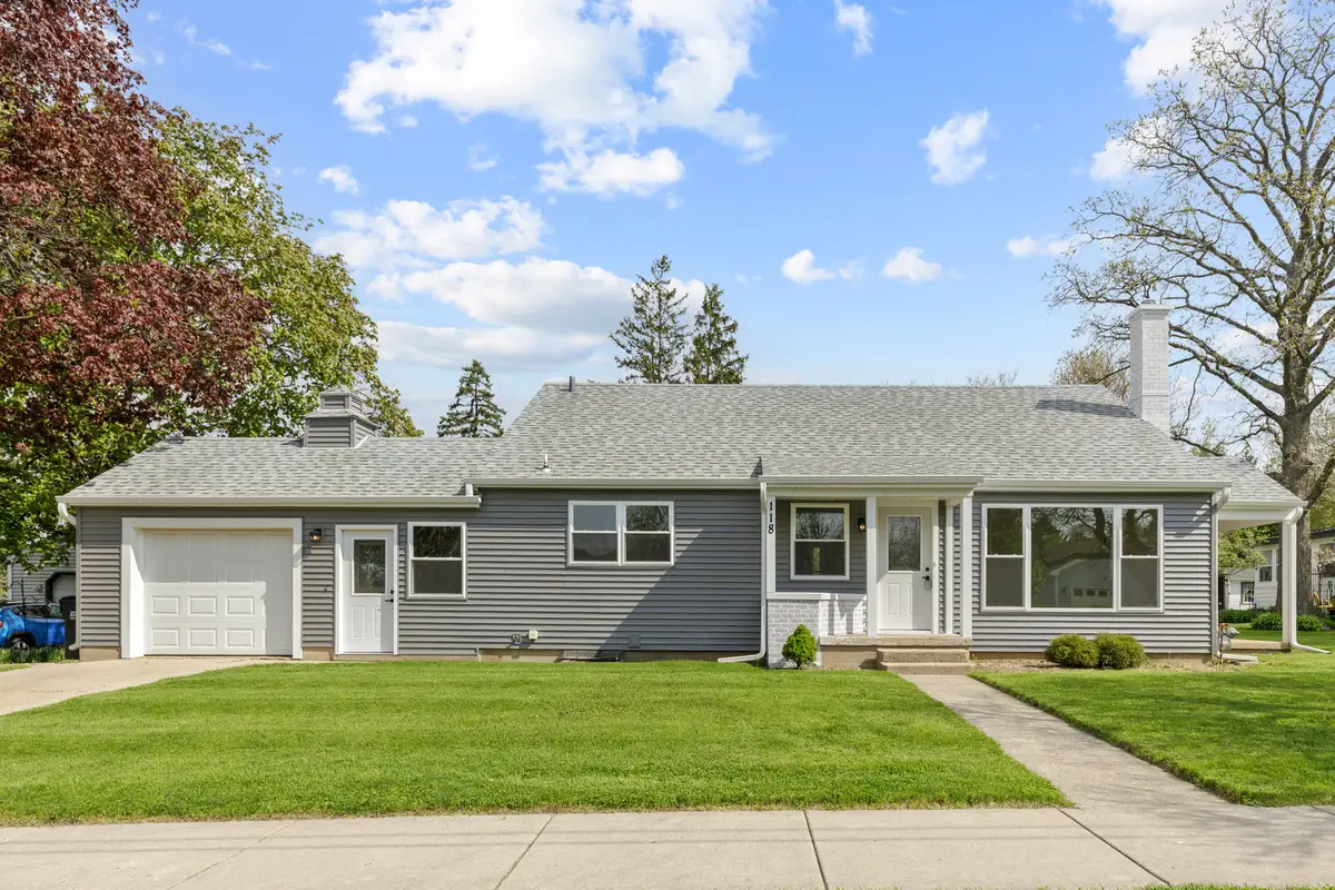 118 Edgewood Avenue, Hampshire, IL 60140 - #1