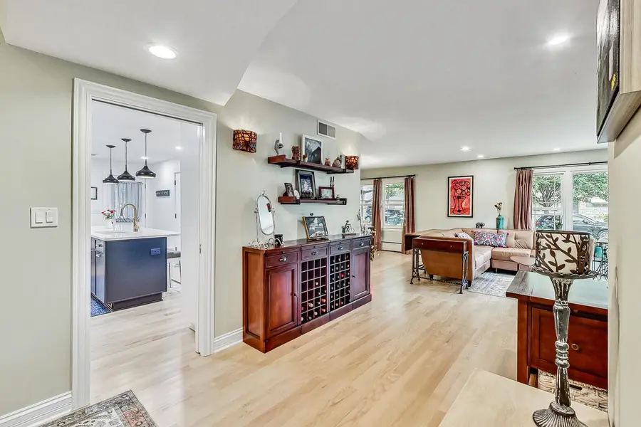 1314 Tyrell Avenue, Park Ridge, IL 60068 - #3