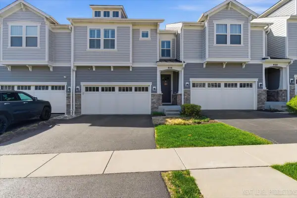 614 Riverbank Drive, Geneva, IL 60134