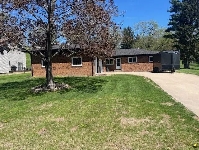 4065 Pinebrook Lane, Bettendorf, IA 52722 - #1