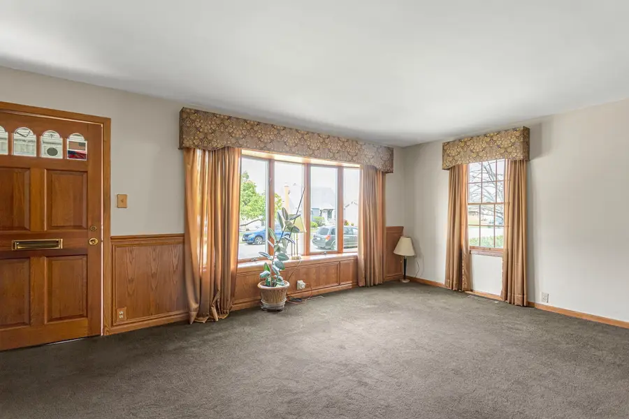 5249 W 88th Street, Oak Lawn, IL 60453 - #2