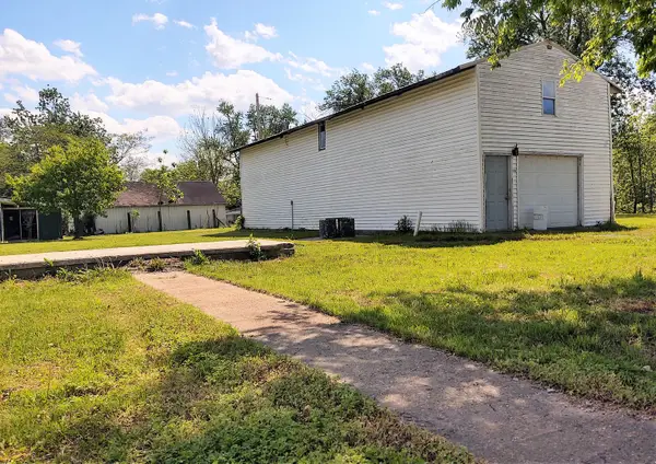 288 E Illinois Avenue, Shawneetown, IL 62984