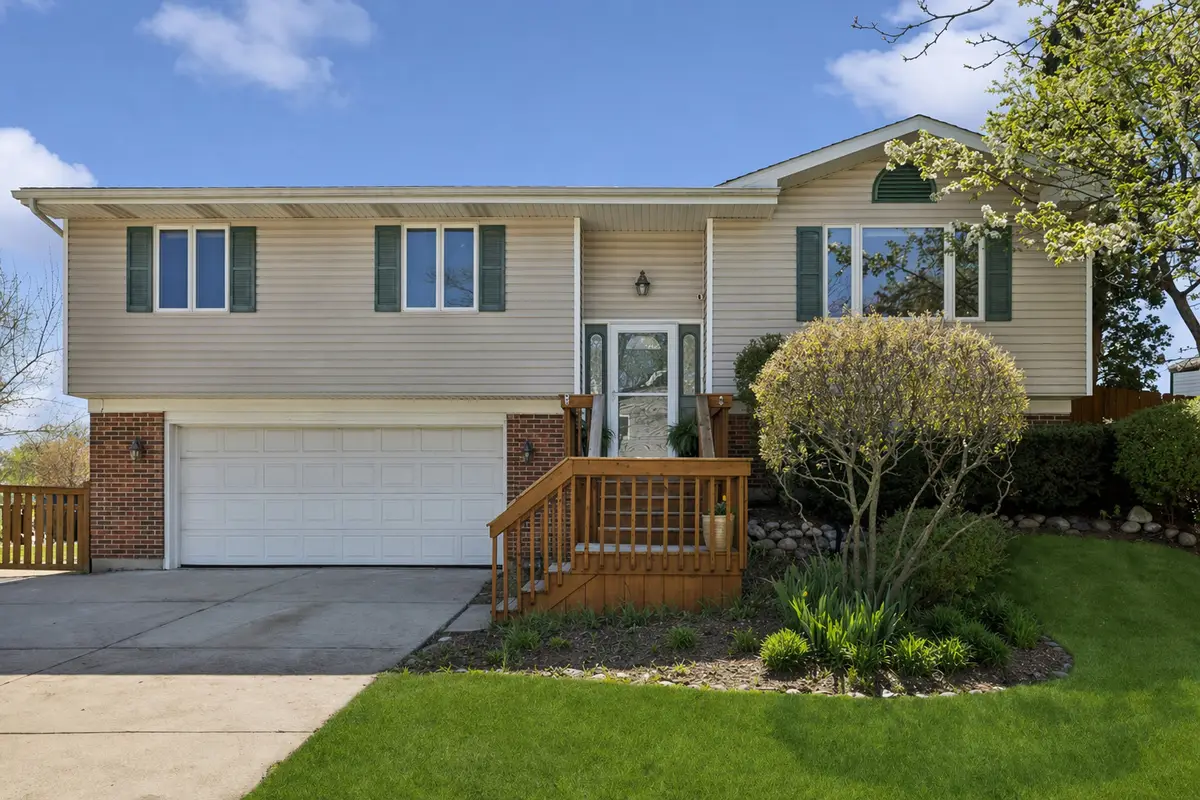 4140 Portage Lane, Hoffman Estates, IL 60192 - #1