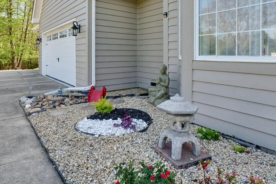 1307 Cross Creek Road, Mahomet, IL 61853 - #3