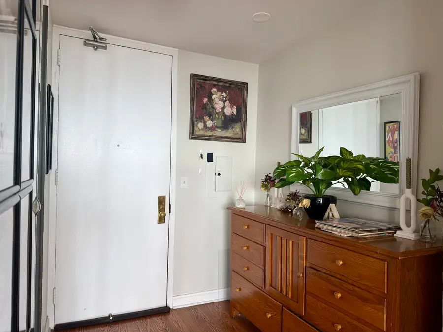 655 W Irving Park Road #5013, Chicago, IL 60613 - #2