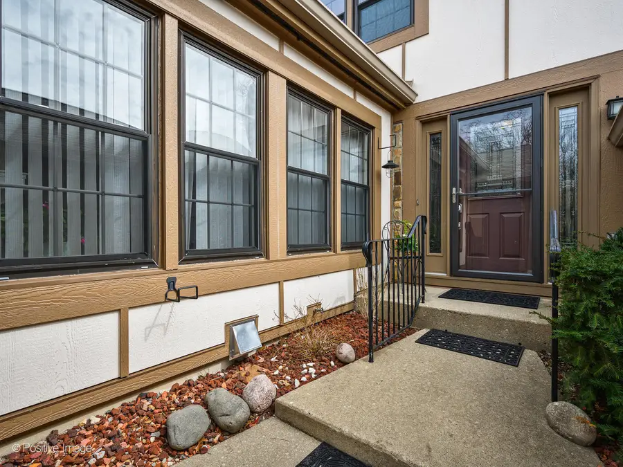 1327 Shagbark Lane, Wheaton, IL 60187 - #2