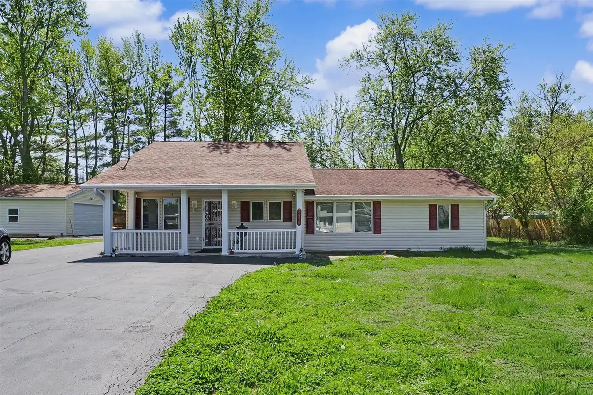 5555 Thrush Avenue, Decatur, IL 62521 - #1